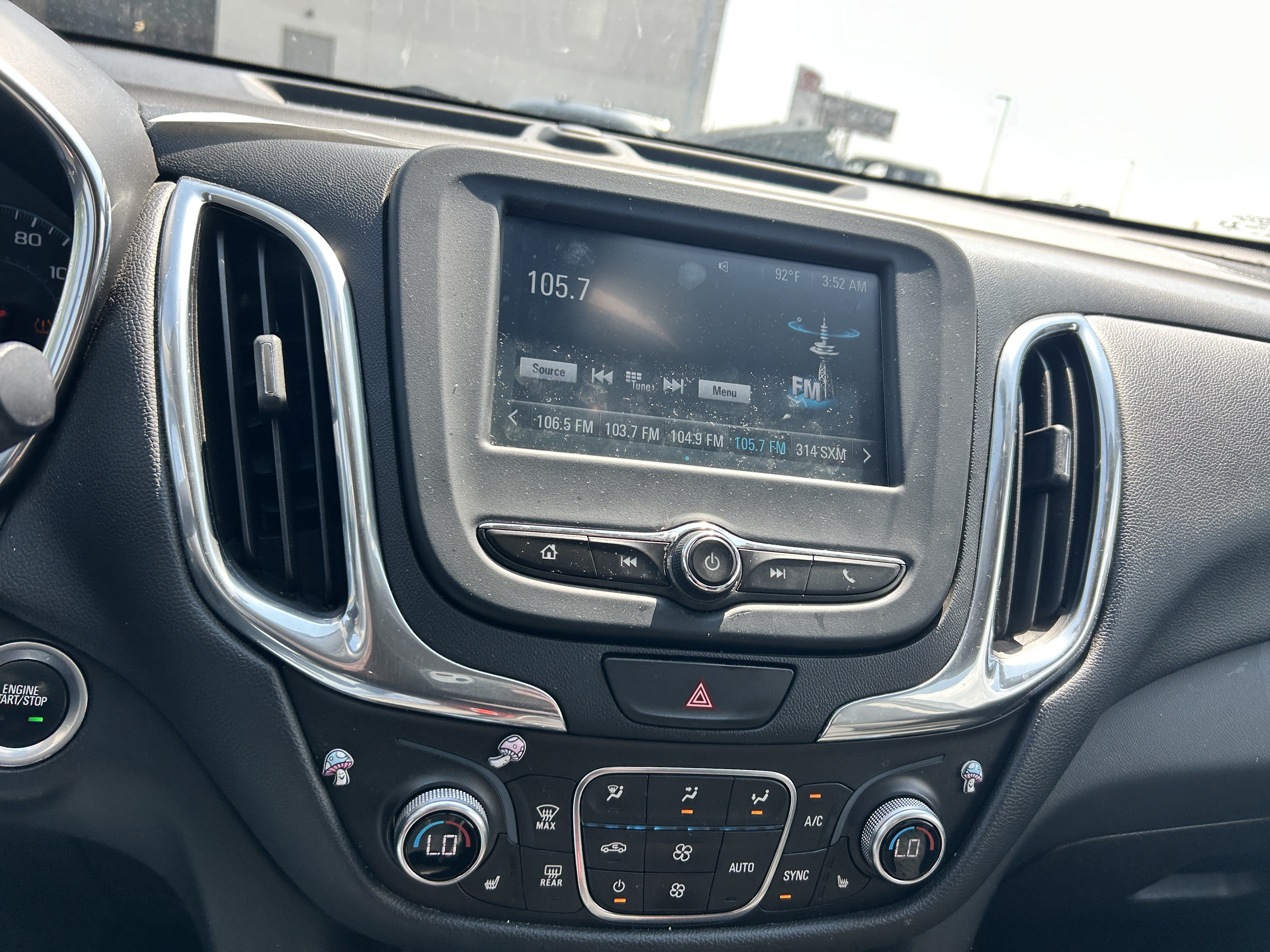 Used 2018 Summit White Chevrolet LT image 15