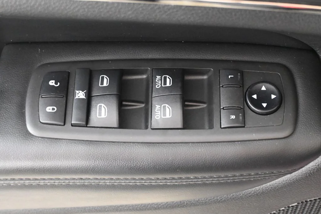 Used 2021 Red Jeep Limited X image 28