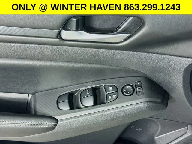Certified Used 2024 Silver Nissan 2.5 SV image 17