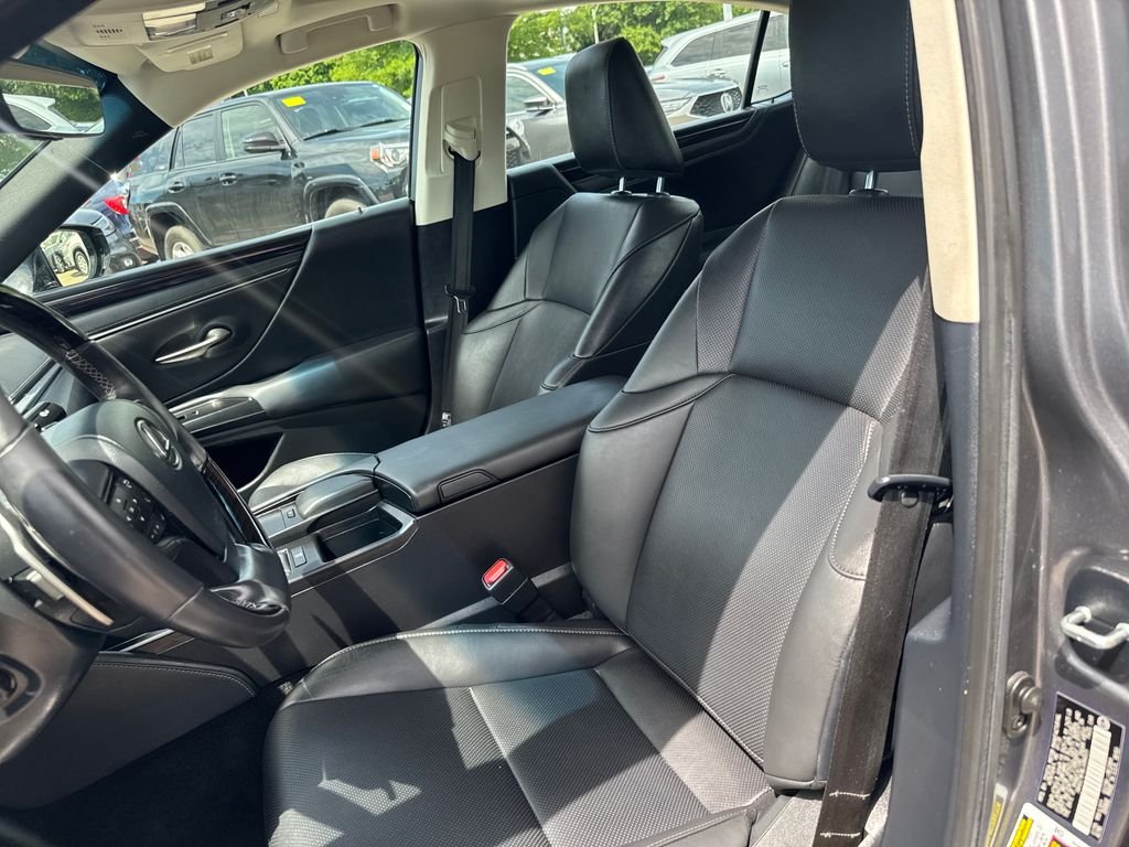 Used 2020 Gray Lexus 350 image 15