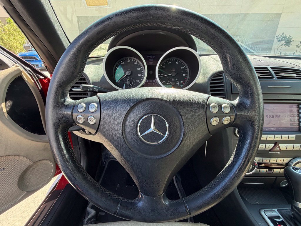 Used 2005 Red Mercedes-Benz SLK 350 image 18