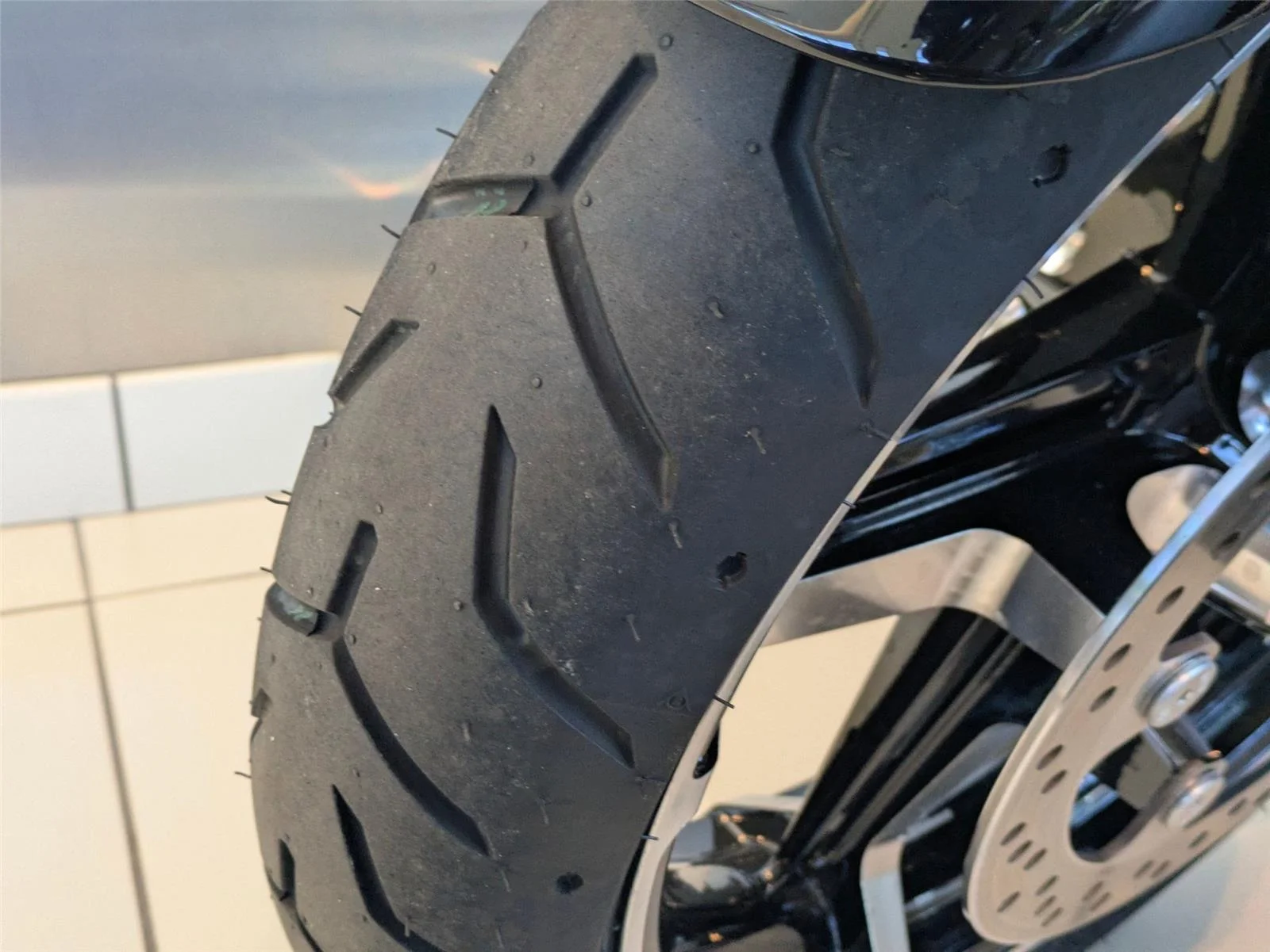 Used 2025 BLACK HARLEY DAVIDSON ROAD GLIDE image 8