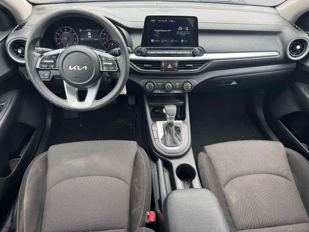 Used 2023 Gray Kia LXS image 11