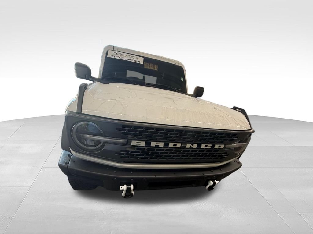Used 2025 White Ford Badlands image 10