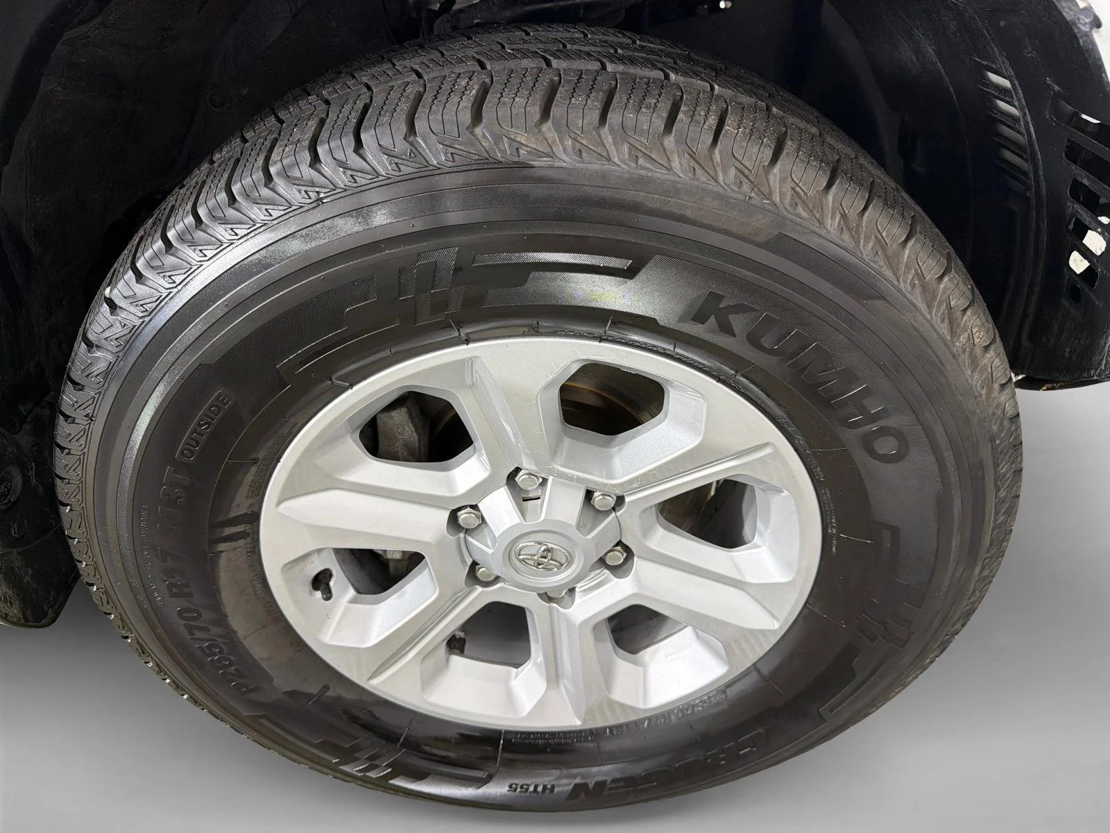 Used 2024 White Toyota SR5 Premium image 13