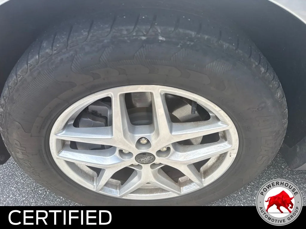 Used 2024 Silver Ford SEL image 7