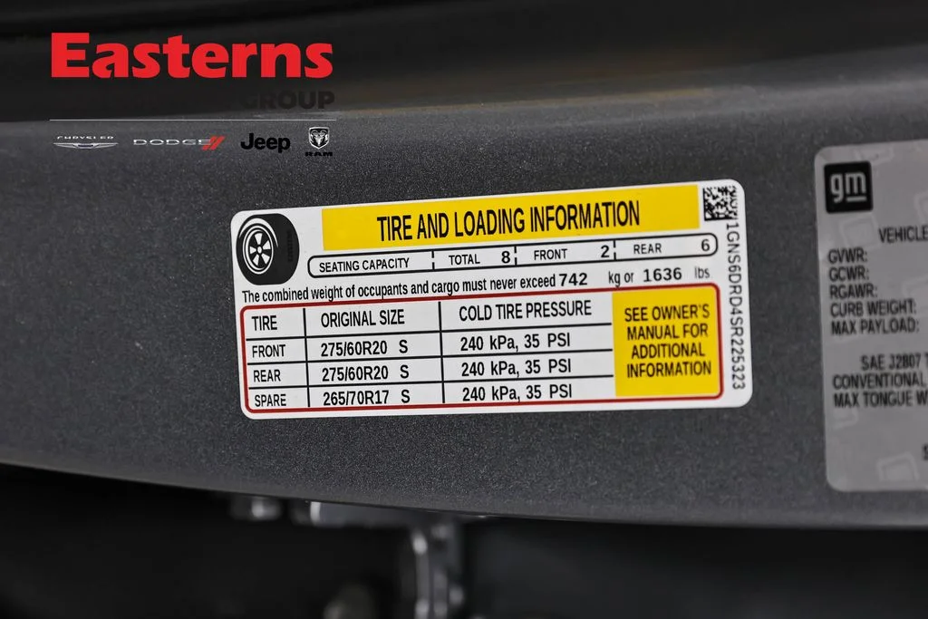 Used 2025 Gray Chevrolet Z71 image 37