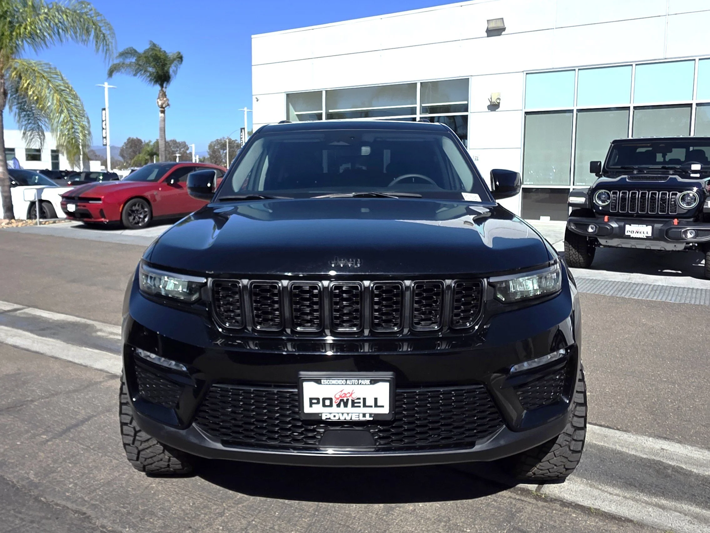 Certified Used 2023 Diamond Black Jeep Limited image 7