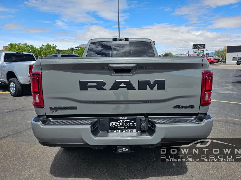 New 2026 Ceramic Gray Clear-Coat Exterior Paint RAM Laramie image 4