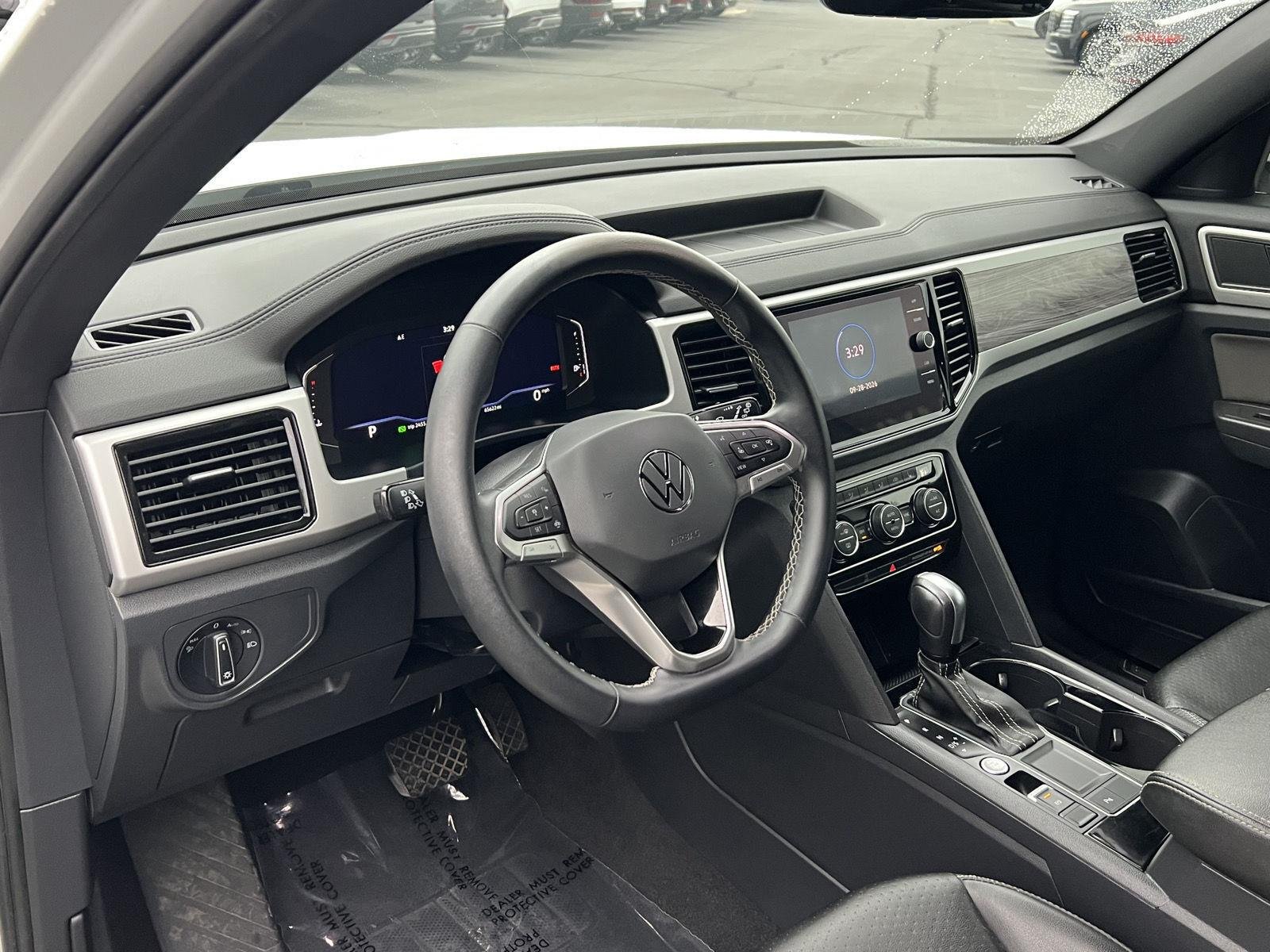 2022 Volkswagen Atlas Cross Sport SE w/Tech - Photo 26