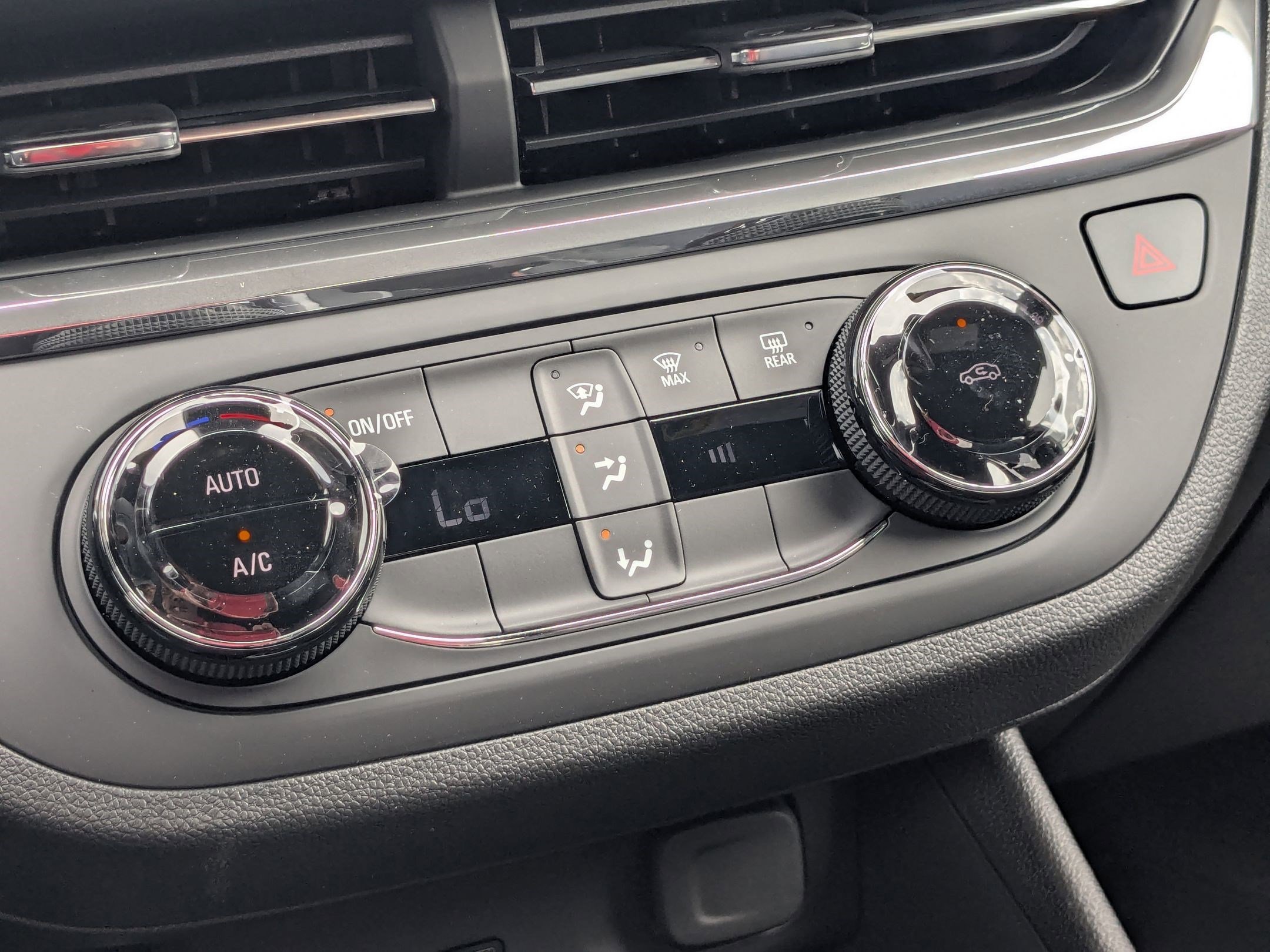 2026 Buick Envista Preferred - Photo 18