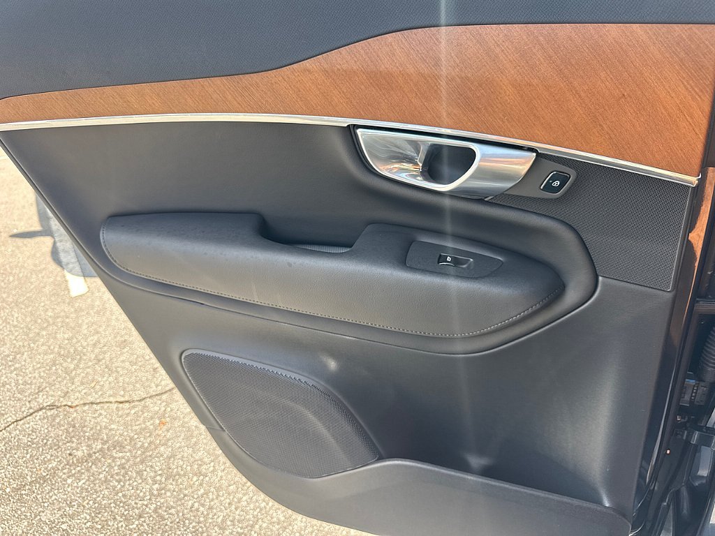 Used 2024 Denim Blue Metallic Volvo Plus Bright Theme image 12