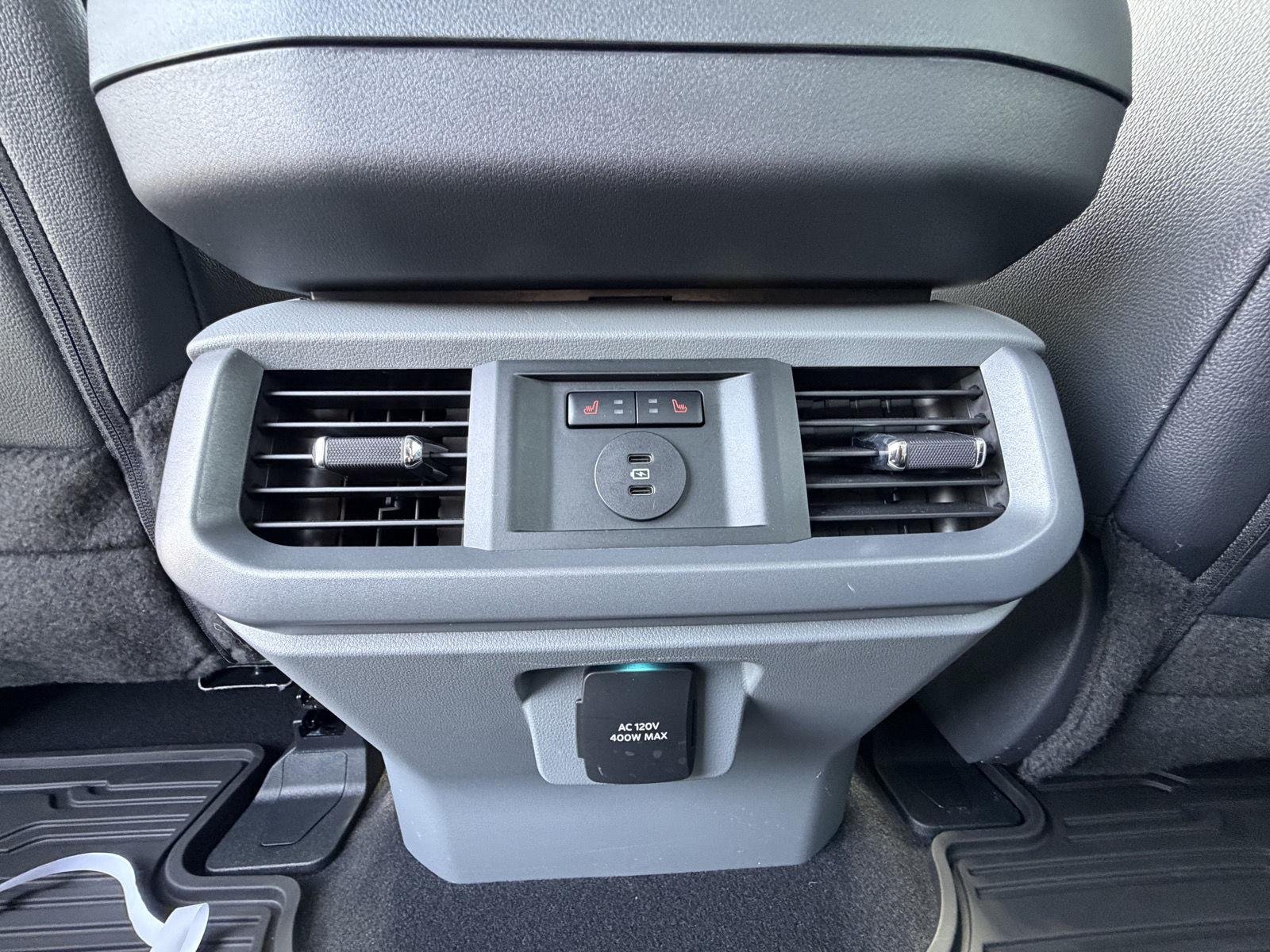 Used 2025 Antimatter Blue Metallic Ford LARIAT image 29