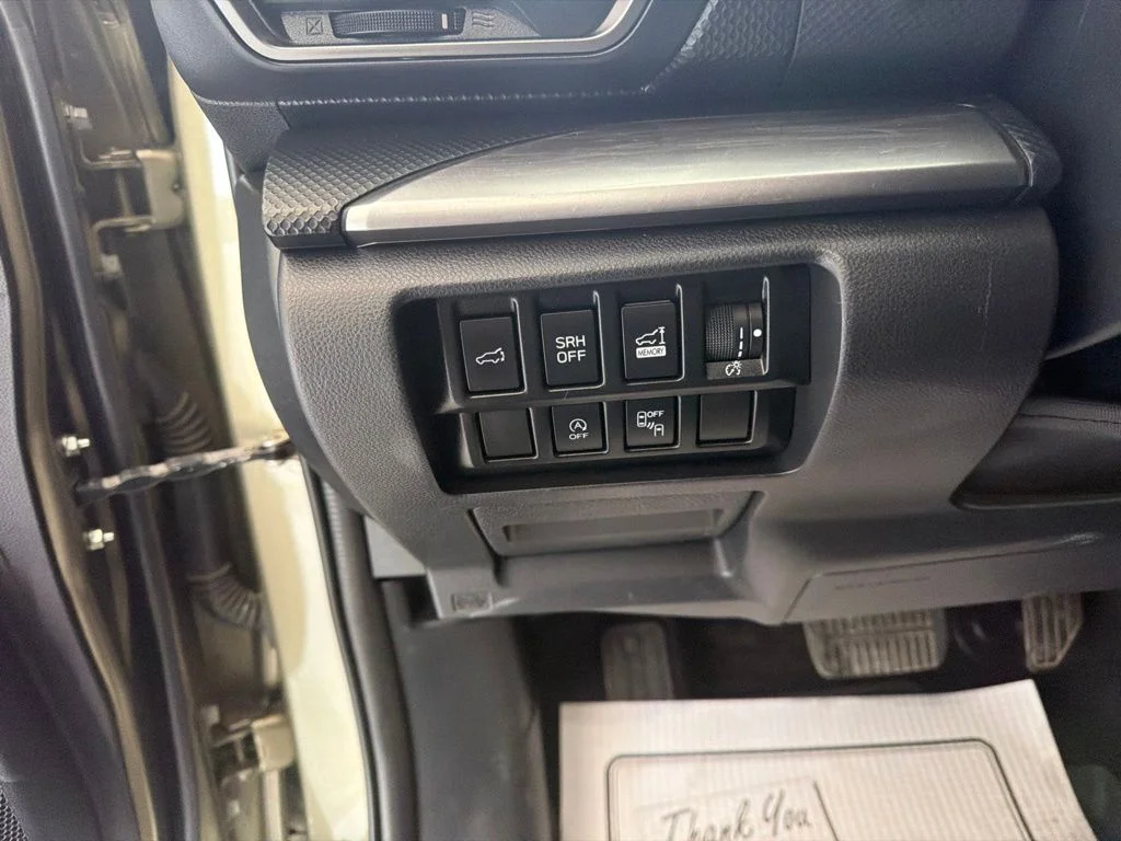 Used 2022 Green Metallic Subaru Premium image 13