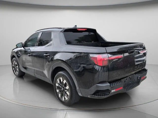 Used 2025 Black Hyundai SEL image 7