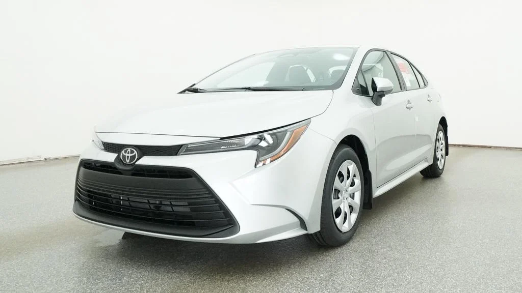 New 2026 Classic Silver Metallic Toyota LE image 32