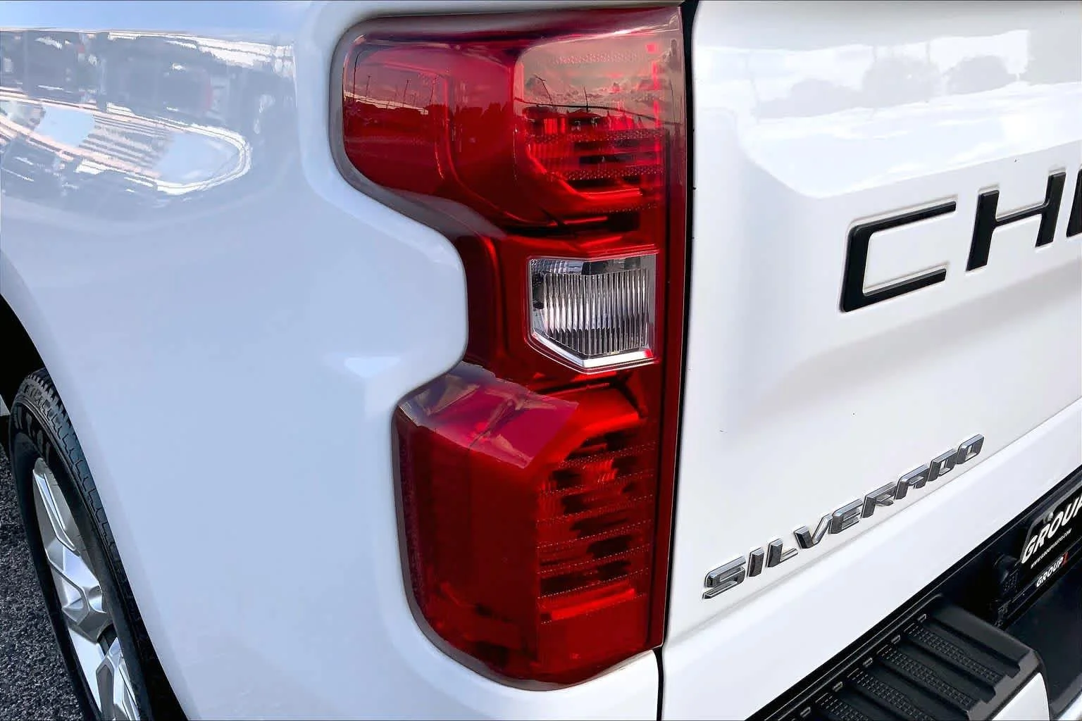 Used 2024 Summit White Chevrolet Custom image 28