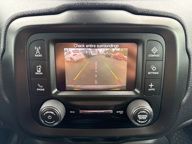 Used 2018 Granite Crystal Metallic Clearcoat Jeep Upland Edition image 25