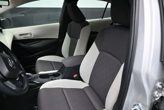 Used 2025 Silver Toyota LE image 21