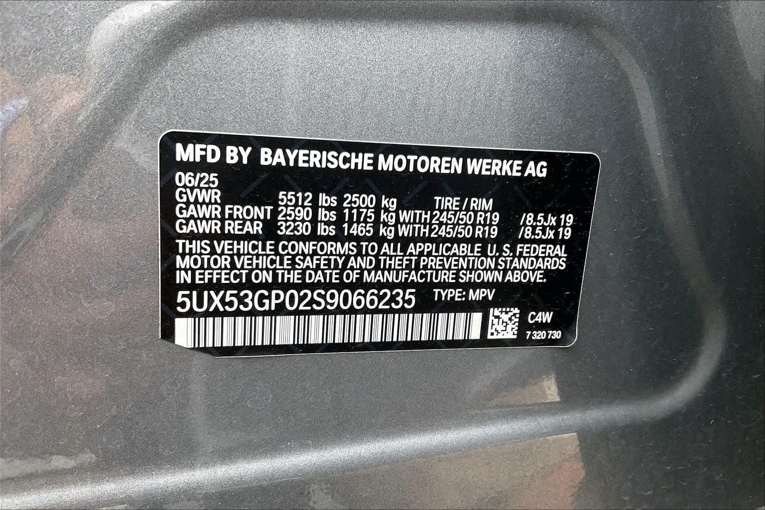 Used 2025 Skyscraper Gray Metallic BMW 30 xDrive image 38