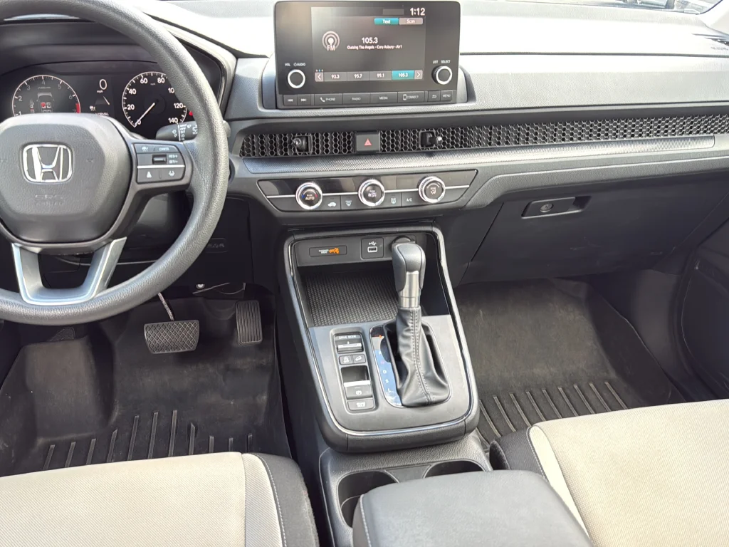 Used 2023  Honda LX image 19