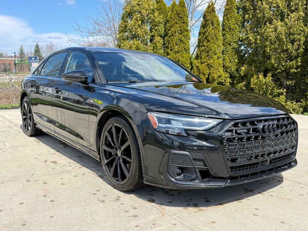 2022 Audi A8 55 TFSI L quattro Tiptronic's photo