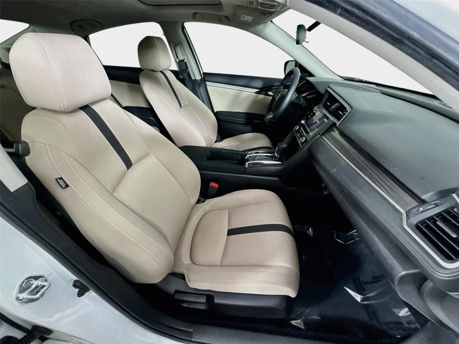 Used 2019 White Orchid Pearl Honda EX image 27