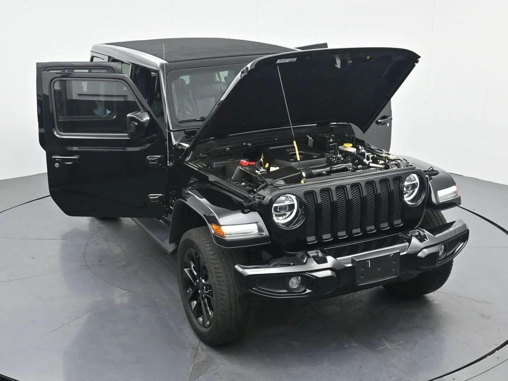 Used 2021 Black Jeep Unlimited Sahara High Altitude image 38