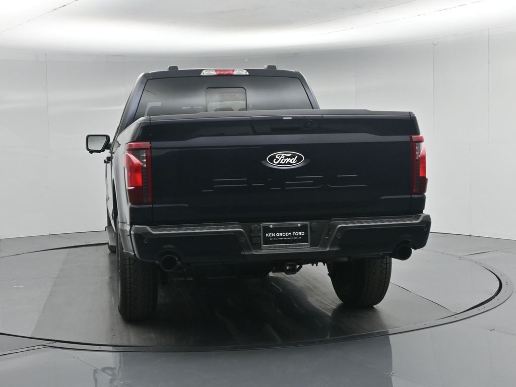 New 2026 Blue Ford XLT image 29