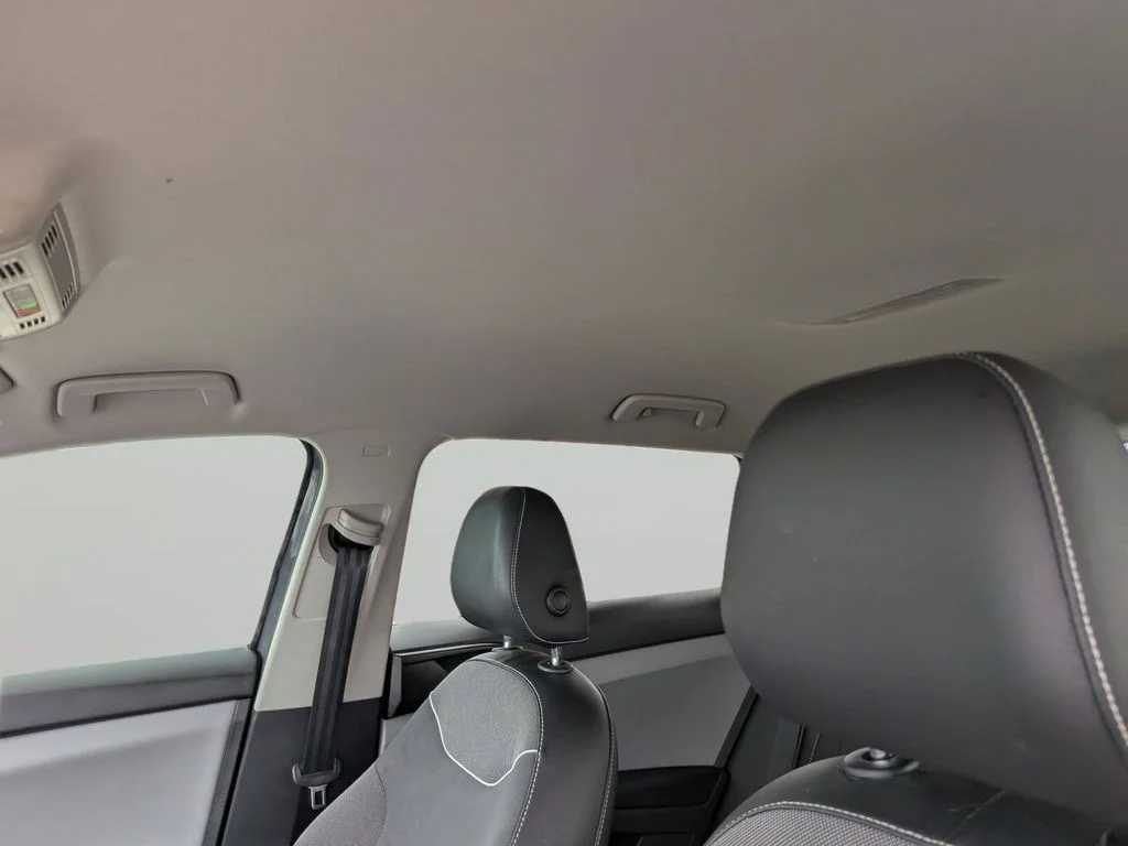 Certified Used 2023 Gray Volkswagen 1.5T SE image 19