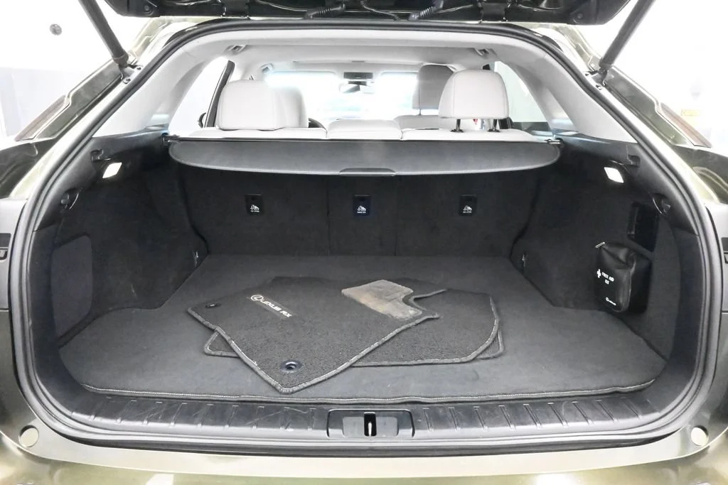 Used 2020 Green Pearl Lexus 350 image 38