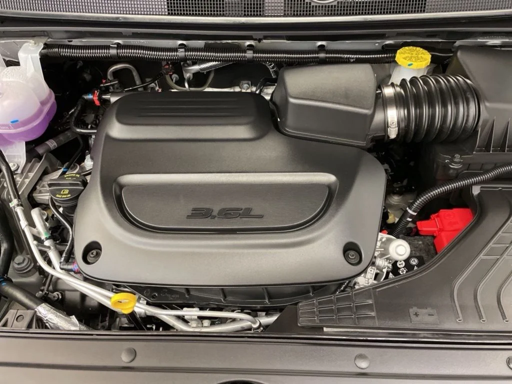 2026 Chrysler Pacifica Select - Photo 18