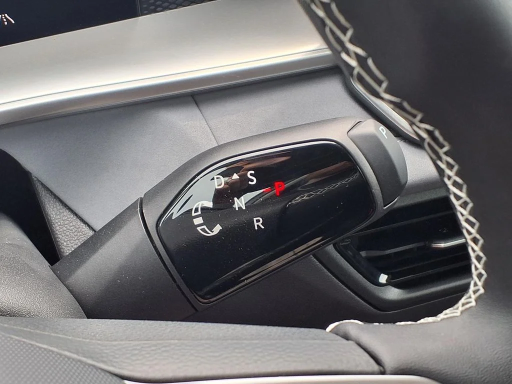 New 2026 Pure White Volkswagen 2.0T SE image 17