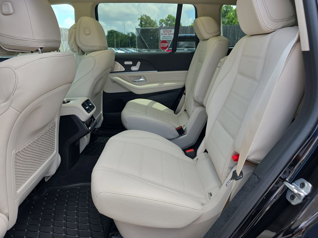 New 2026 Black Mercedes-Benz GLS 450 image 12
