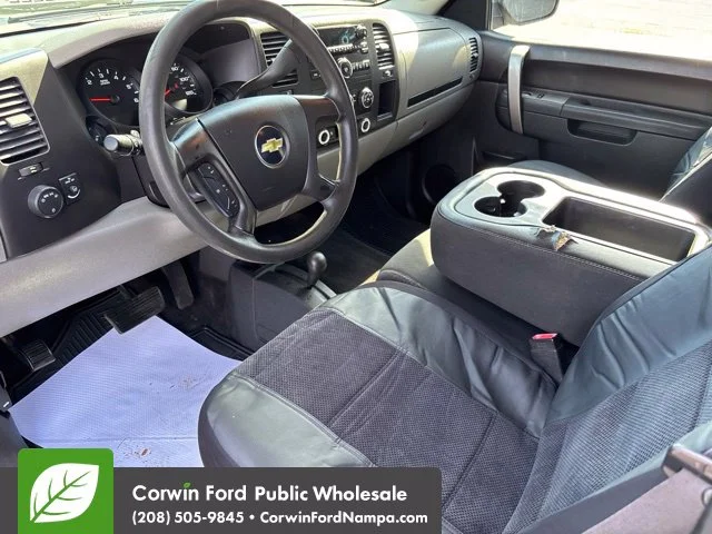 Used 2011 Blue Chevrolet LS image 12