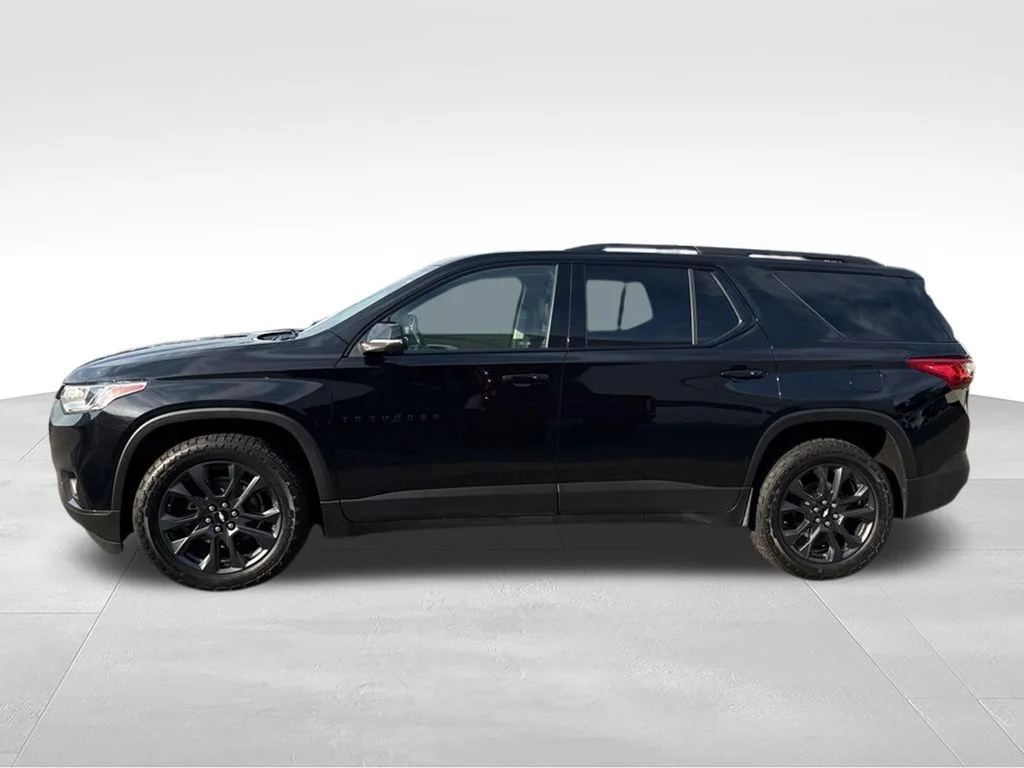 Used 2021 Mosaic Black Metallic Chevrolet RS image 3