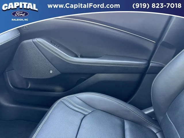 Used 2025 Green Ford Premium image 28