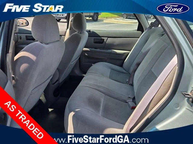 Used 2005 Green Ford SE image 12