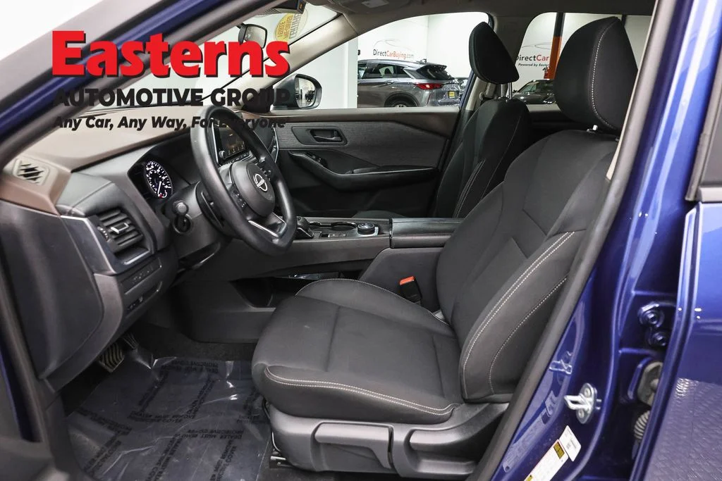 Used 2023 Blue Nissan S image 14