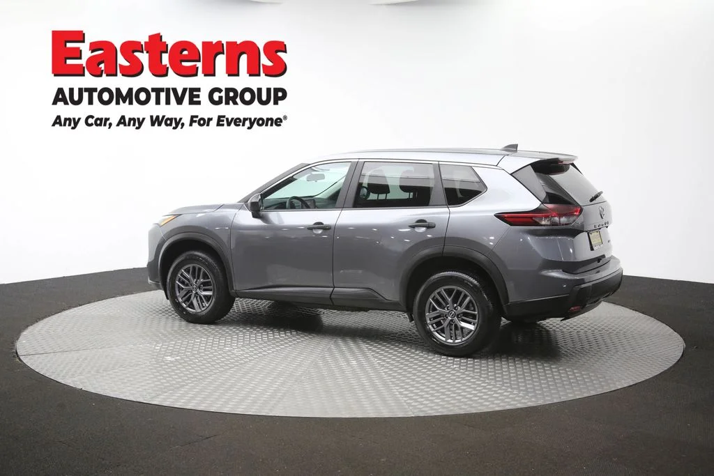 Used 2024 Gray Nissan S image 63
