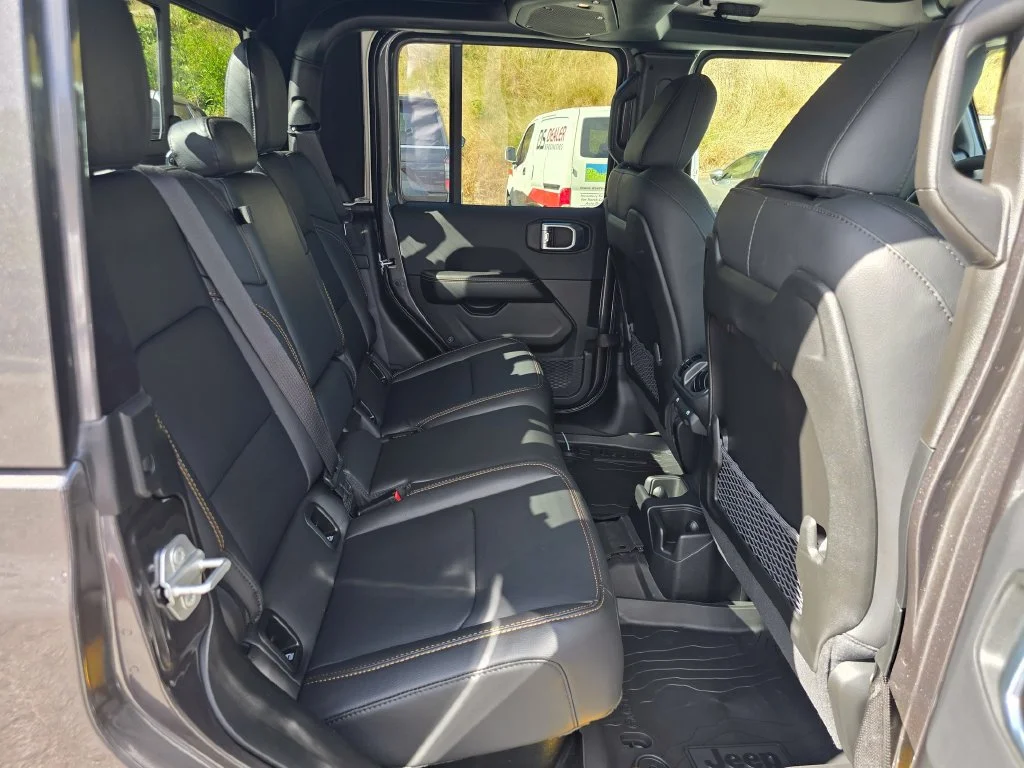 New 2026 Gray Jeep Sahara image 23