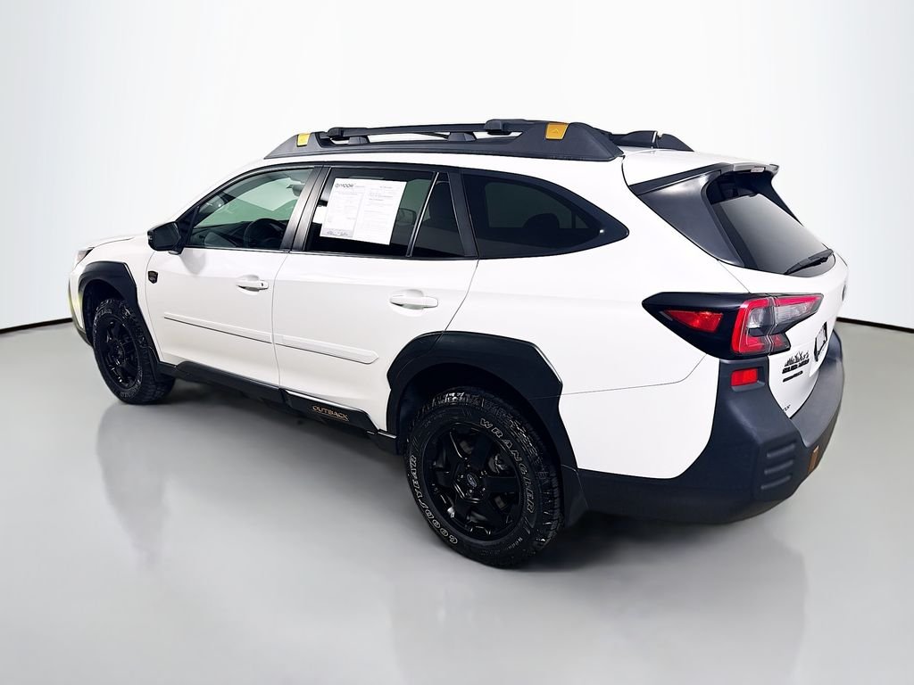 Used 2022 Crystal White Pearl Subaru Wilderness image 5