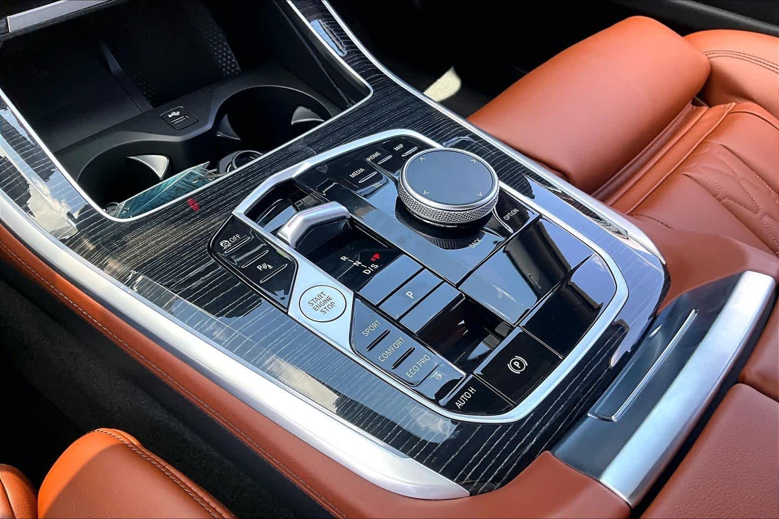 Used 2026 Brooklyn Grey Metallic BMW sDrive40i image 15