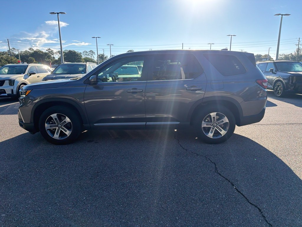 Used 2025 Lunar Silver Metallic Honda EX-L image 7