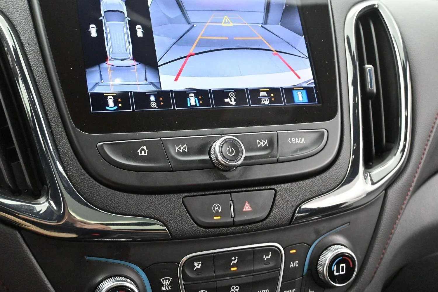 Used 2024 Summit White Chevrolet RS image 21