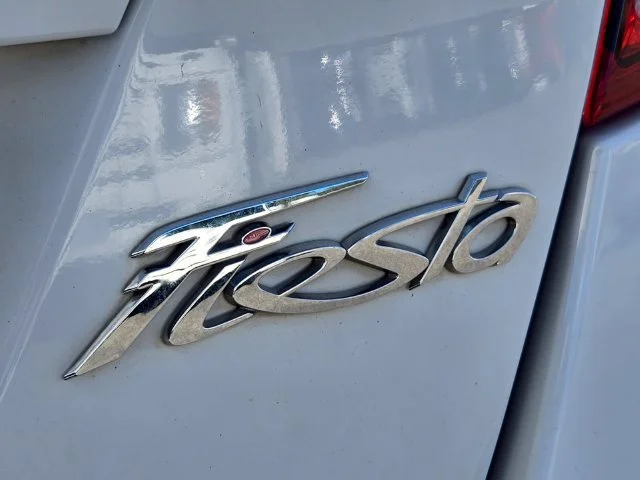 Used 2018 White Ford SE image 17