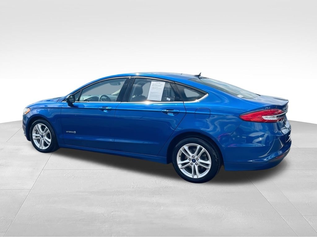 Used 2018 Blue Ford S image 6