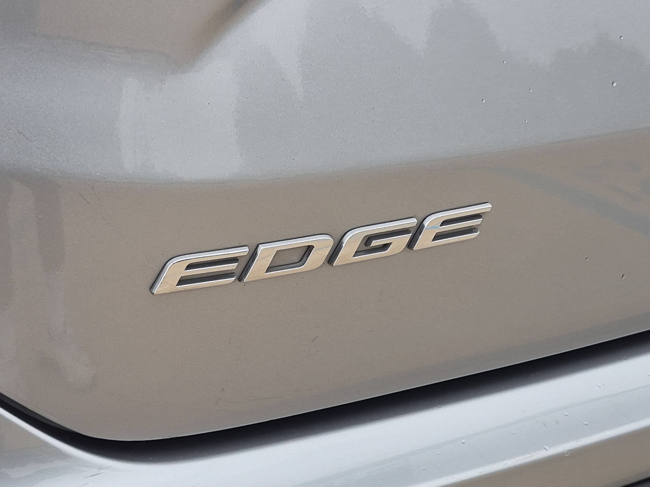 Used 2020 Iconic Silver Metallic Ford SEL AWD image 28