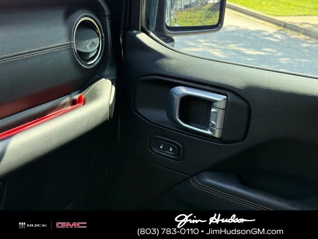 Used 2022 Black Jeep Overland image 36