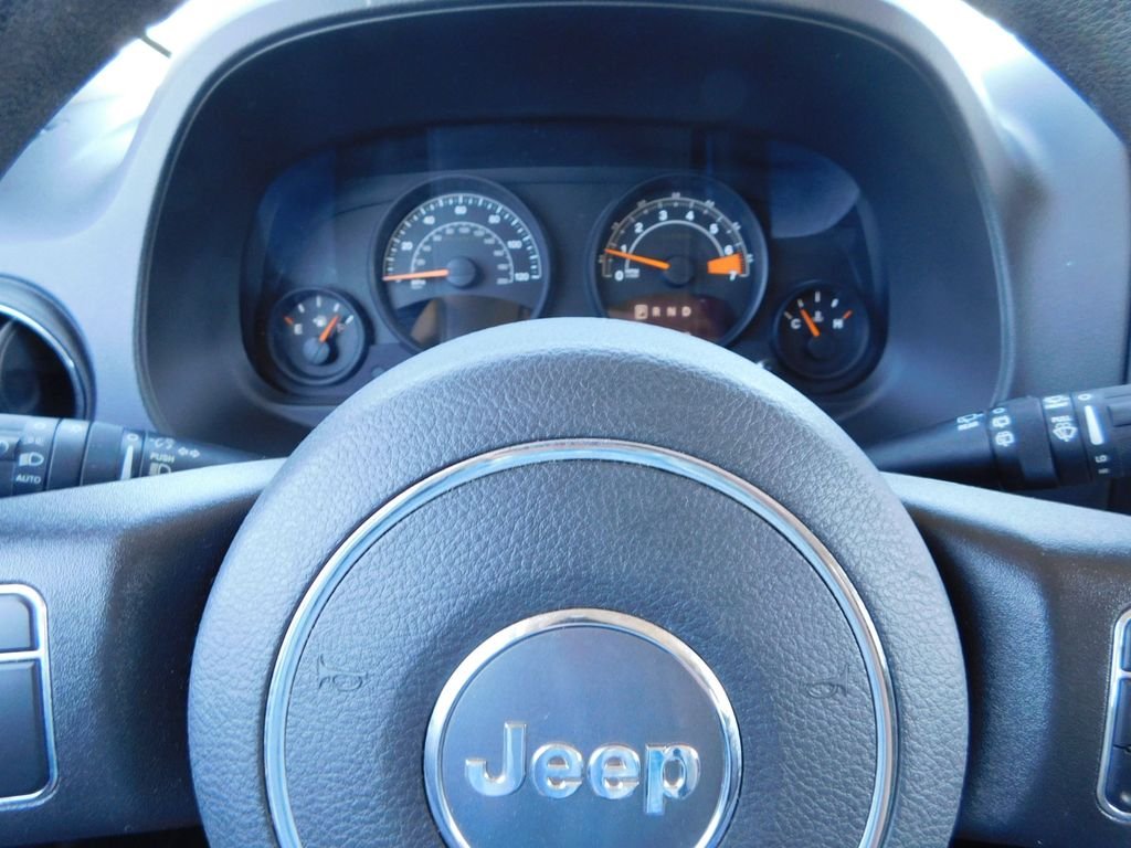 Used 2016 White Jeep Sport image 31